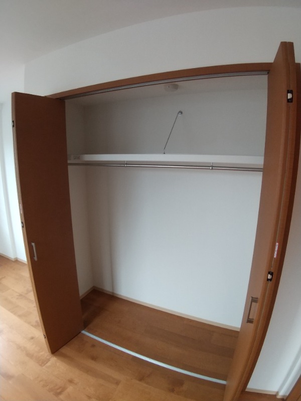 ロイヤルヒルズ成増3階 収納