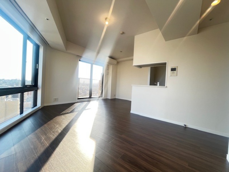 レジディアタワー中目黒14階 リビング