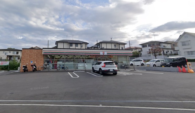 グリーンパレス0107号室 【コンビニエンスストア】セブンイレブン川崎麻生千代ヶ丘6丁目店まで692ｍ