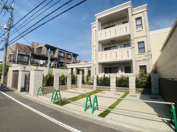 カールスルーエ吉祥寺2階 外観