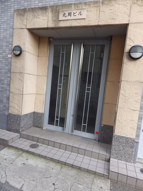 ＧＳ丸岡ビル0301号室 エントランス