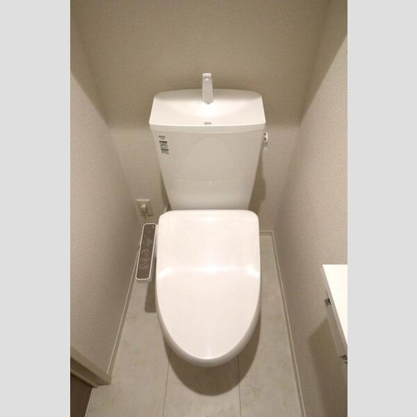 D-Liberte301号室 温水洗浄暖房便座