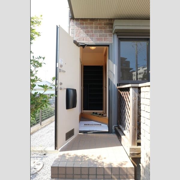 コーポ双伸 玄関