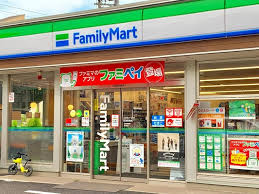 LE-LION清澄白河 【コンビニエンスストア】ファミリーマート 江東石島店まで324ｍ