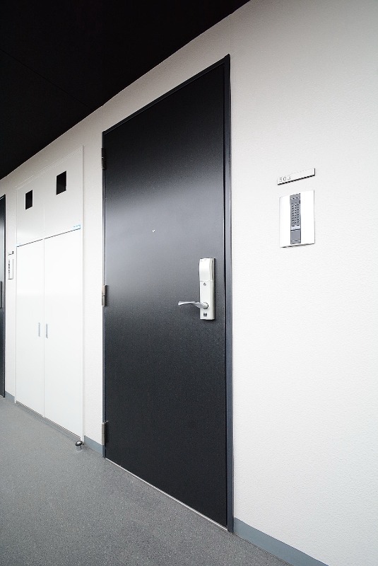 ステージファースト平和台3階 玄関