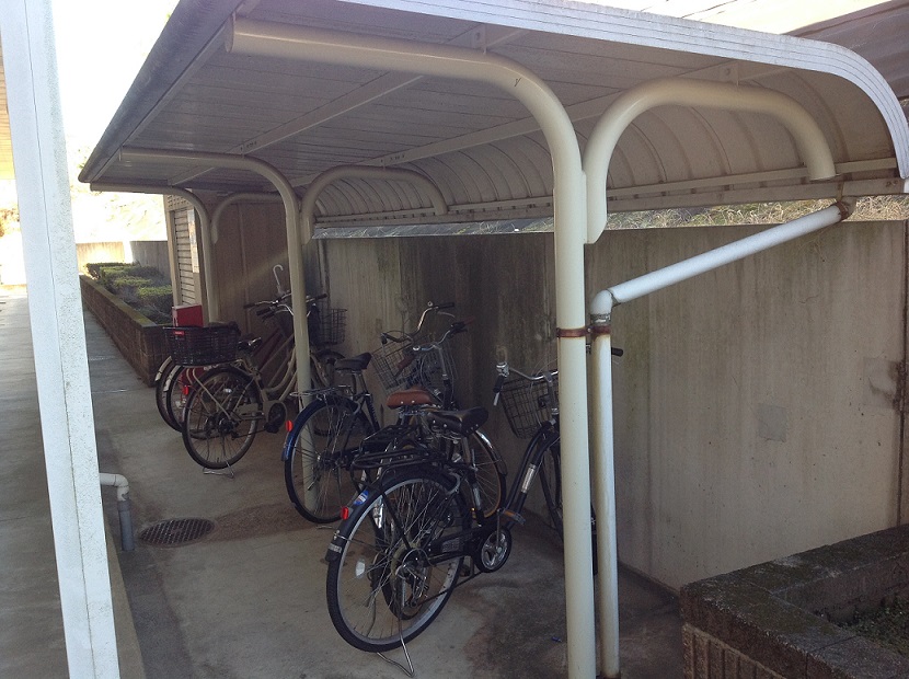 レオパレスＴＡＫＡ．α108号室 駐輪場