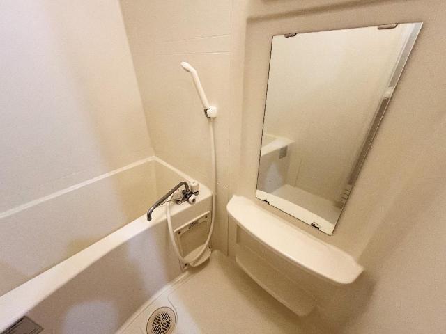 パラシオン平塚00103号室 バス