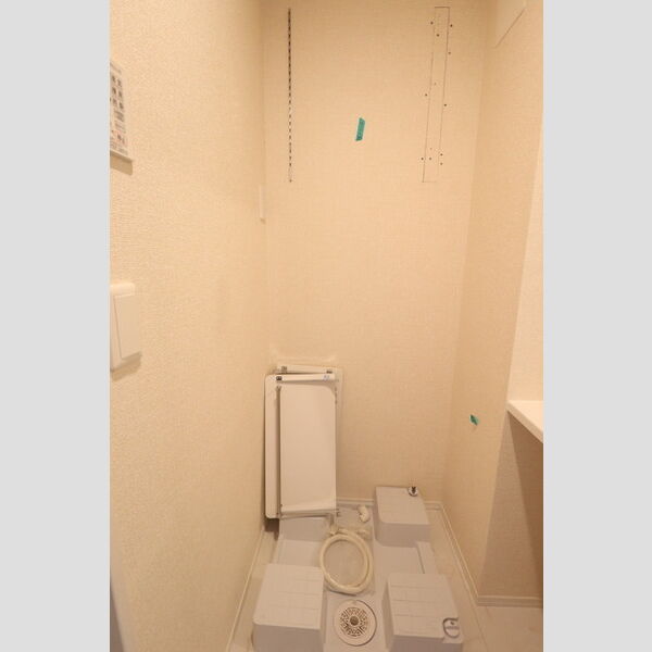 Sunny Hills　B棟302号室 洗濯機置き場