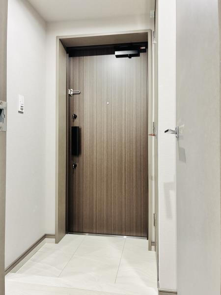 コンポジット早稲田鶴巻町4階 玄関