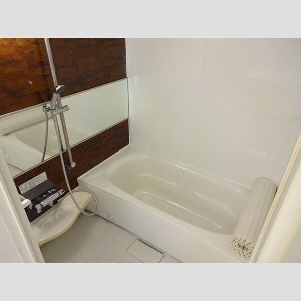 ソフィアコート　弐番館 バス