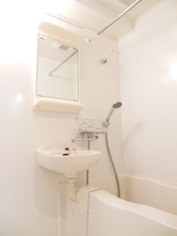 グランド・ガーラ新横浜North 浴室乾燥機付きバス