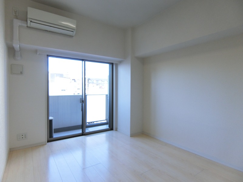 シュールフローレ5階 同建物別部屋の参考画像