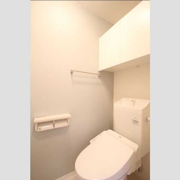 セレスティア大谷田305号室 温水洗浄暖房便座