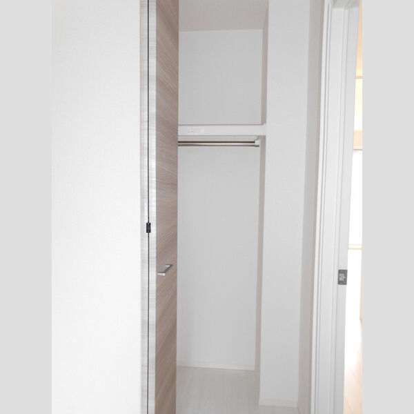 ブルームーン　A101号室 収納