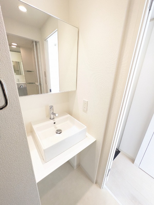 ＳＯＣＩＥＴＹ　ＳＥＡＳＯＮＳ(D-015) 洗面