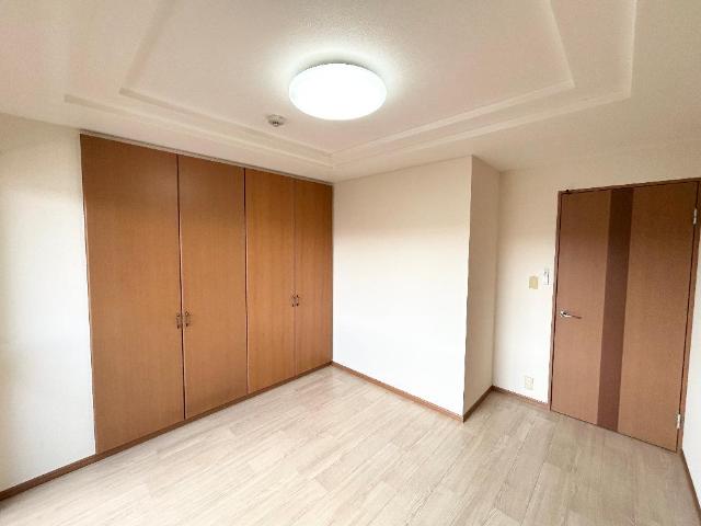 ガーデンヒルズNAKAYAMA弐番館 洋室