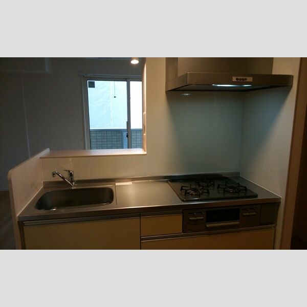 クイーンズ武蔵小杉　EAST キッチン