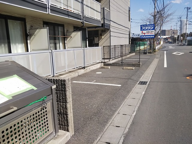 レオパレスＭ＆Ｋ310号室 駐輪場