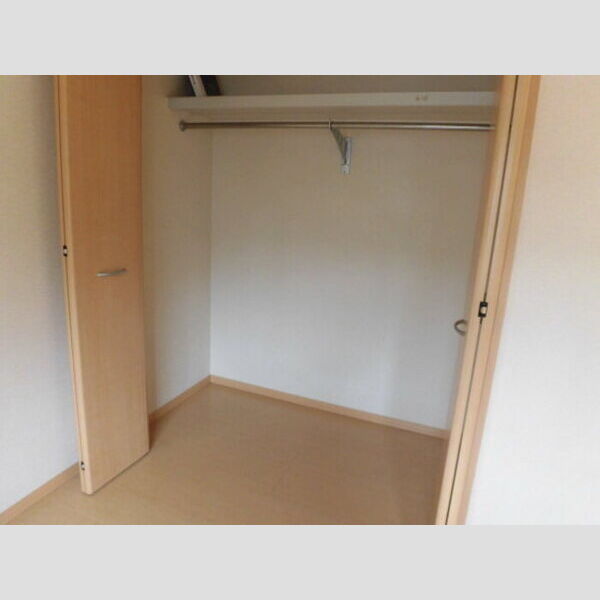 ティアレスクエア　F 収納