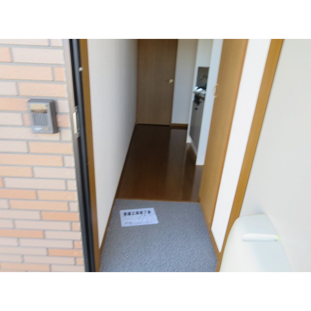 アムール グリーンビレッジⅢ 玄関