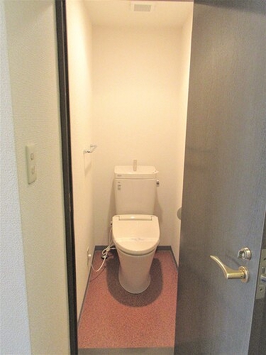 ライオンズマンション湘南江の島 トイレ　前回募集時／2024年7月の写真