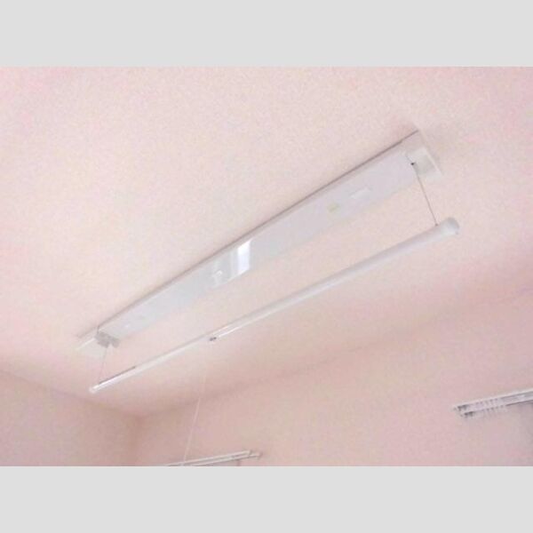 サンティエ203号室 室内物干し