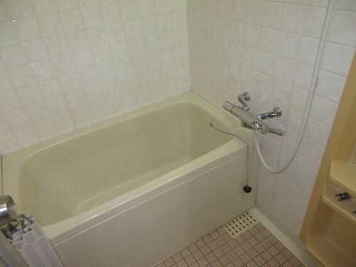 ハイホーム立川一番町 浴室（内装前）