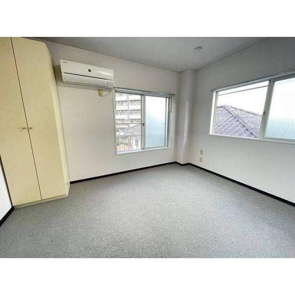 ジュネパレス座間第13 リビング