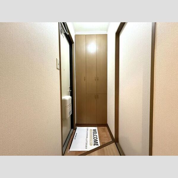 メゾンベール　B 玄関