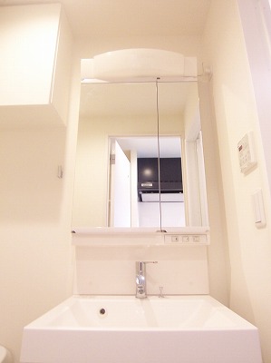 南池袋レジデンス7階 同建物別部屋の参考画像