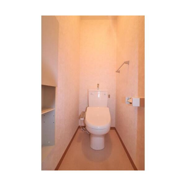 本牧グリーンハイツ203号室 トイレ