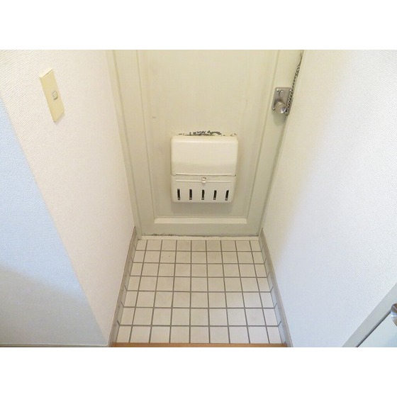 パークヒル航空公園0403号室 玄関