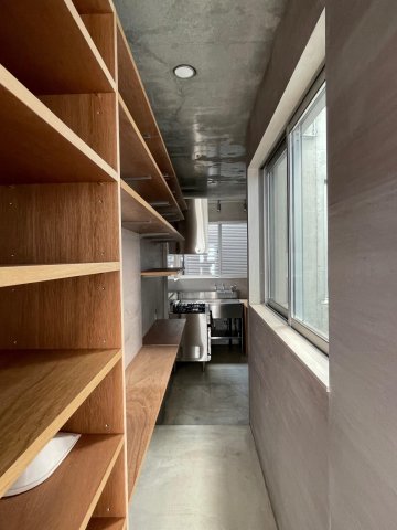 隙間の家 造作下駄箱は収納十分