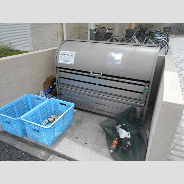 イルソーレ吉川美南　アランチャ ごみストッカー