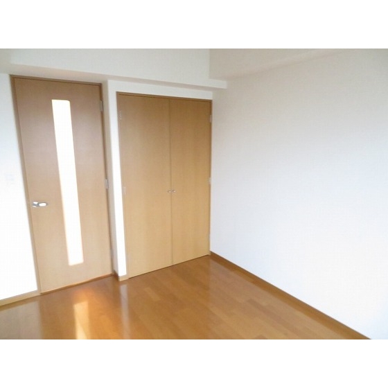 リリエンベルグ弐番館0402号室 洋室②