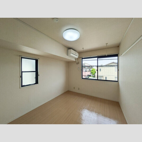 パフィオニッシン201号室 リビング