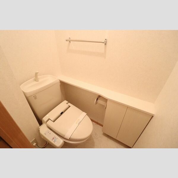 コルティー106号室 トイレ(温水洗浄暖房便座)