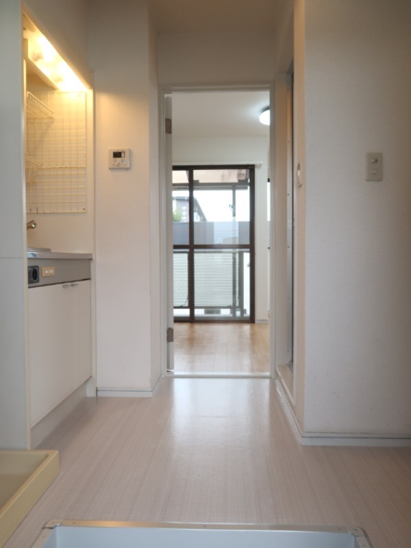 レイクトップ鶴川 内観