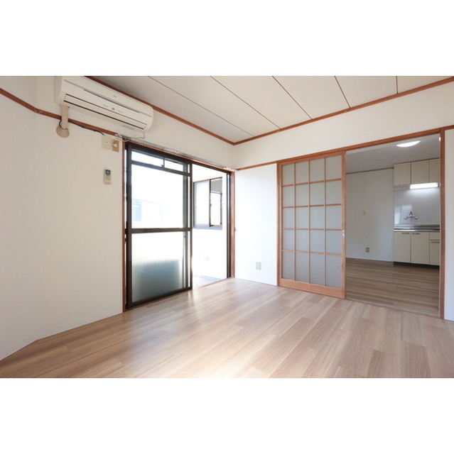 レジデンスM奥津203号室 同建物別部屋の参考画像