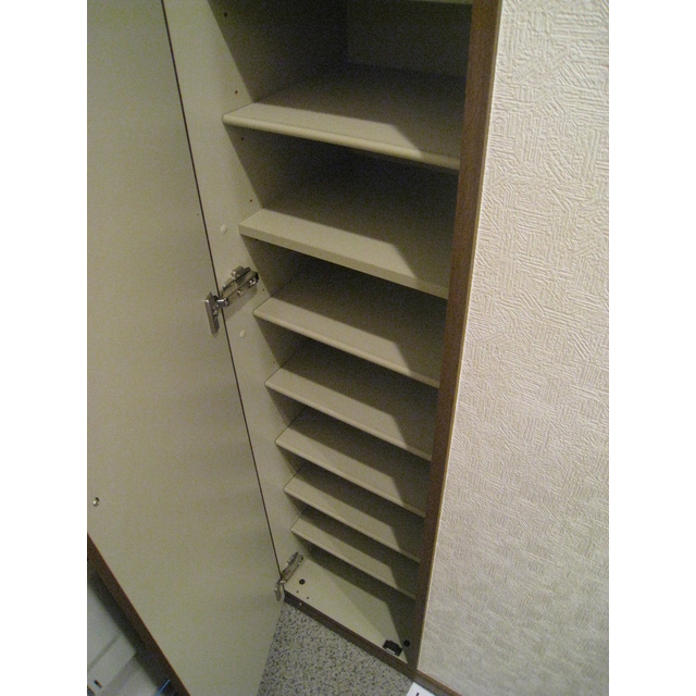 アンプルール フェール S,S 内観