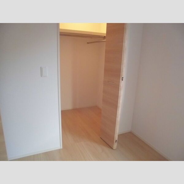 佐倉道202号室 洋室6帖　ウォークインクローゼット