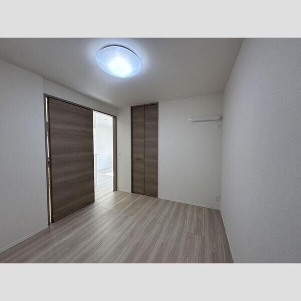 メゾン　シャルム201号室 洋室