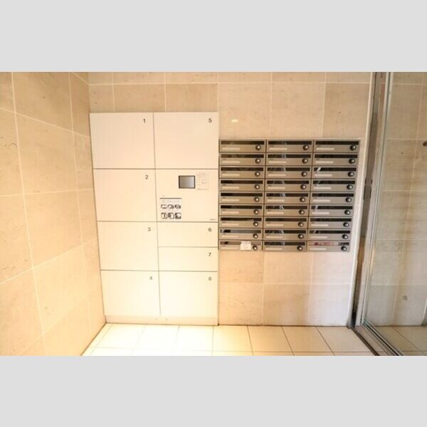 フォンテーヌ 宅配ボックス、集合ポスト