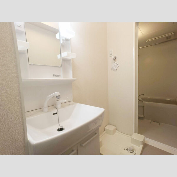 ジュネス湘南 洗面化粧台