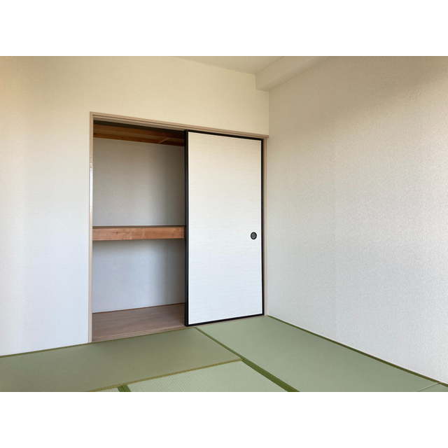 プラーズ榎木町 居室(和室)