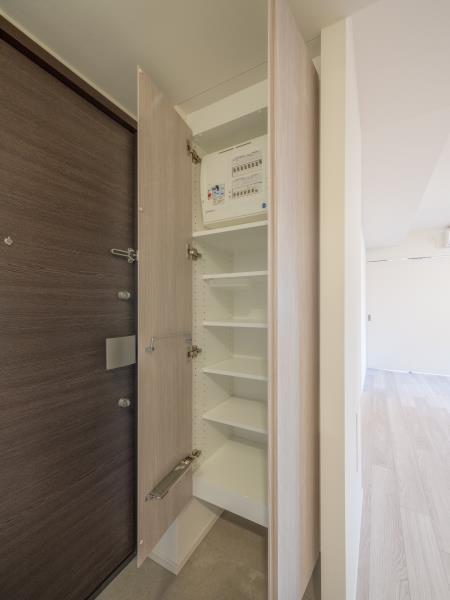 Ｂｒｉｌｌｉａ　ｉｓｔ　浅草5階 玄関