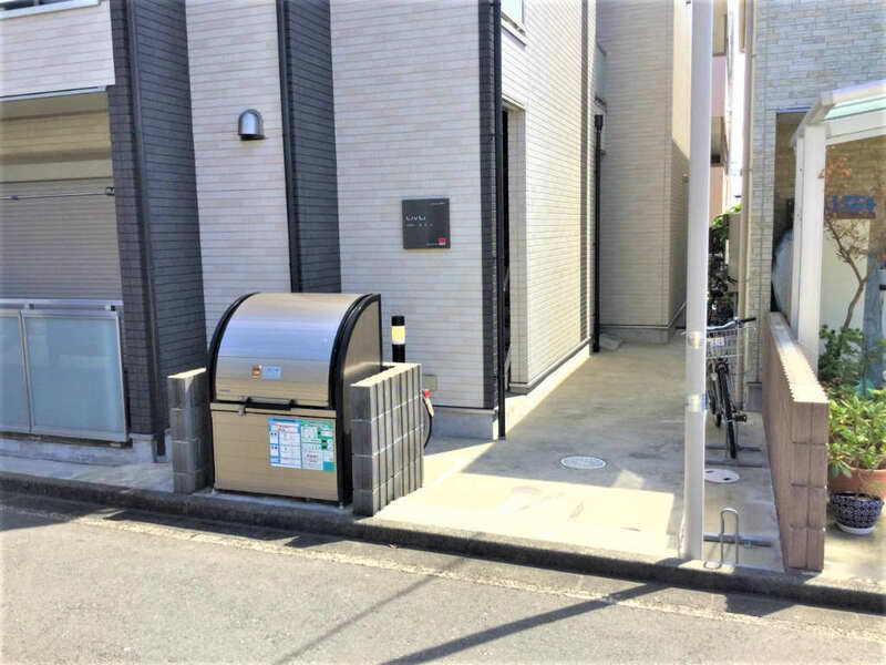 リブリ・み ら い1階 エントランス