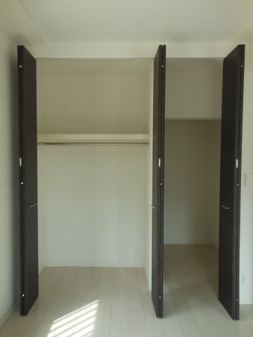 ＪＯスターブル0101号室 収納