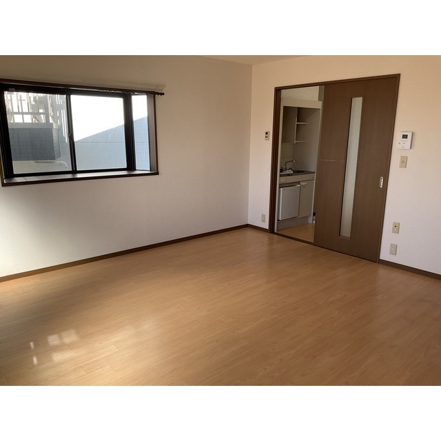 プレゼントコート306号室 リビング