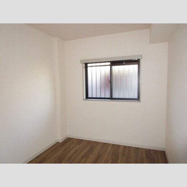 エムズ・アーク　C棟104号室 北側洋室